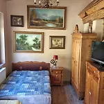 Dom Caloroczny Jozefinka W Karkonoszach Kowary
