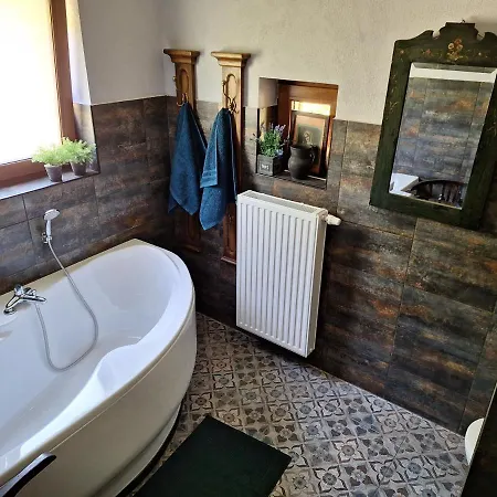 Alpesi faház Dom Caloroczny Jozefinka W Karkonoszach