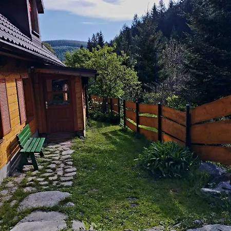 Dom Caloroczny Jozefinka W Karkonoszach Kowary
